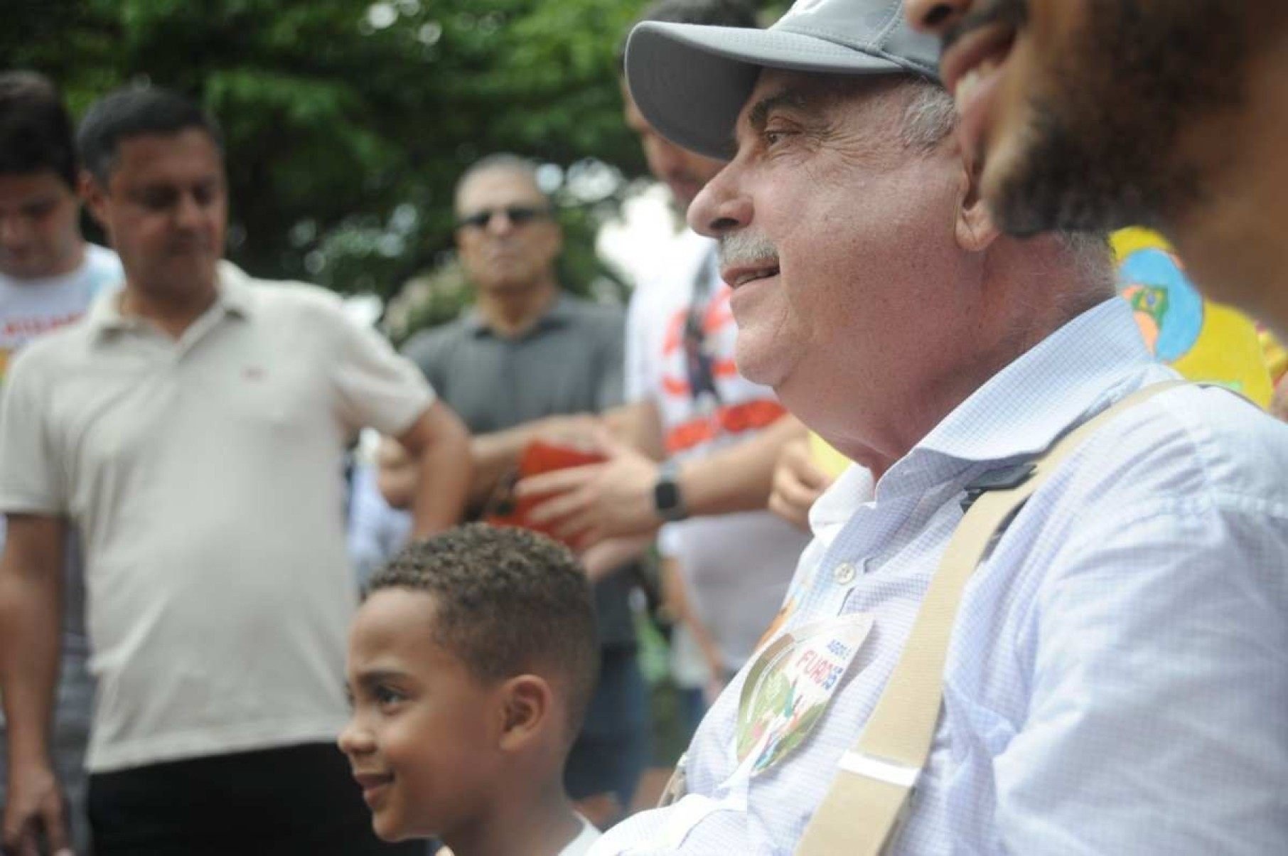 Prefeito Fuad comentou sobre o livro 'Cobiça' em sua última agenda de campanha na Praça da Liberdade, na Região Centro-Sul de BH -  (crédito: Alexandre Guzanshe/EM/D.A Press)