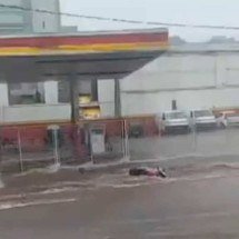 Chuva forte provoca inundações em Uberaba  - Reprodu&ccedil;&atilde;o/Redes Sociais