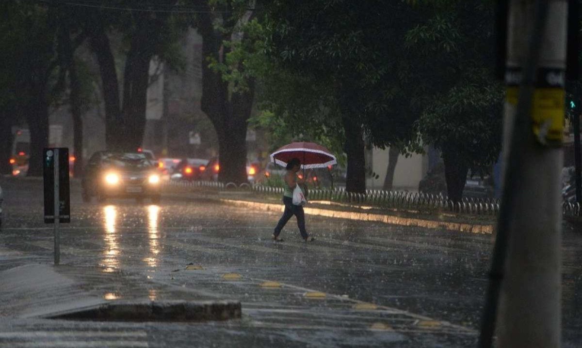 Belo Horizonte tem previsão de pancadas de chuva isolada nesta segunda-feira (28/10)
       -  (crédito:  Tulio Santos/EM/D.A.Press)