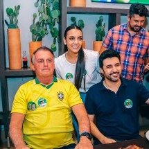 Bolsonaro critica Moraes ao lado de aliado alvo da PF e do STF em Goiânia