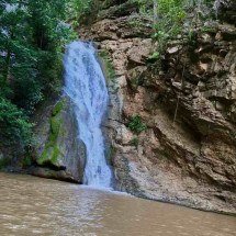 Menino de 7 anos morre afogado em cachoeira  - CBMGO