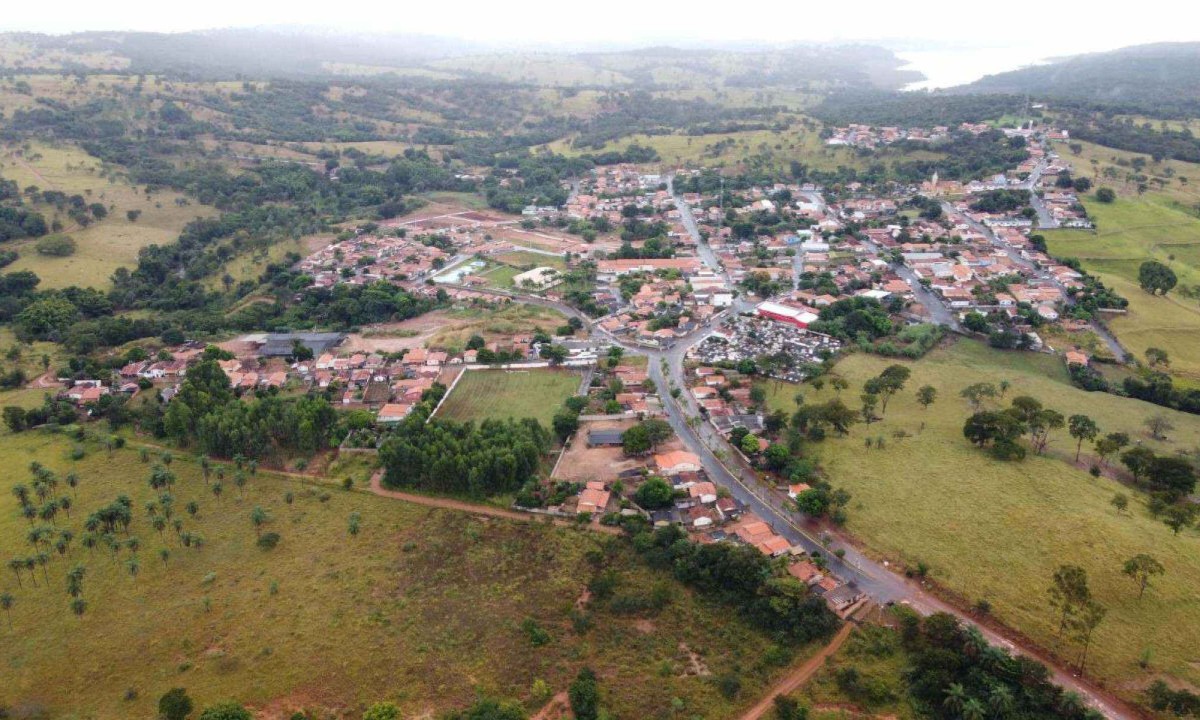 Casal é encontrado morto em casa sem sinal de arrombamento em Cascalho Rico -  (crédito: Rede de Noticias)