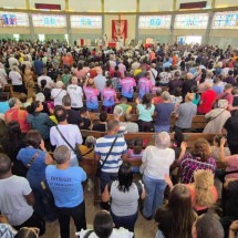 Fé, devoção e bençãos: fiéis celebram dia de São Judas Tadeu em BH - Jair Amaral/EM/D.A Press