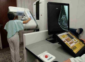  Prevenção, incluindo a mamografia, é fundamental para o diagnóstico precoce e eficácia do tratamento contra o tumor
 -  (crédito: Jair Amaral/EM/D.A Press)