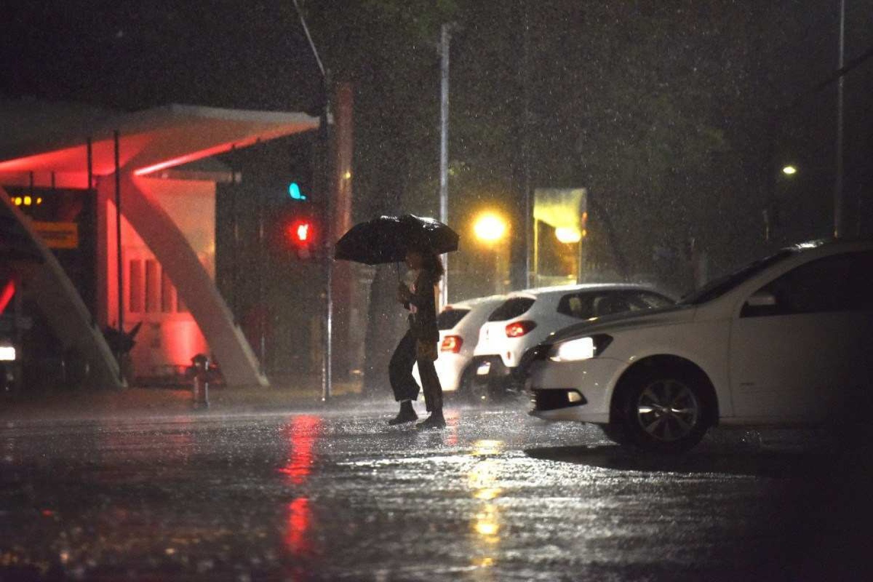 BH: chuva intensa deixa moradores de dois bairros sem água nesta segunda