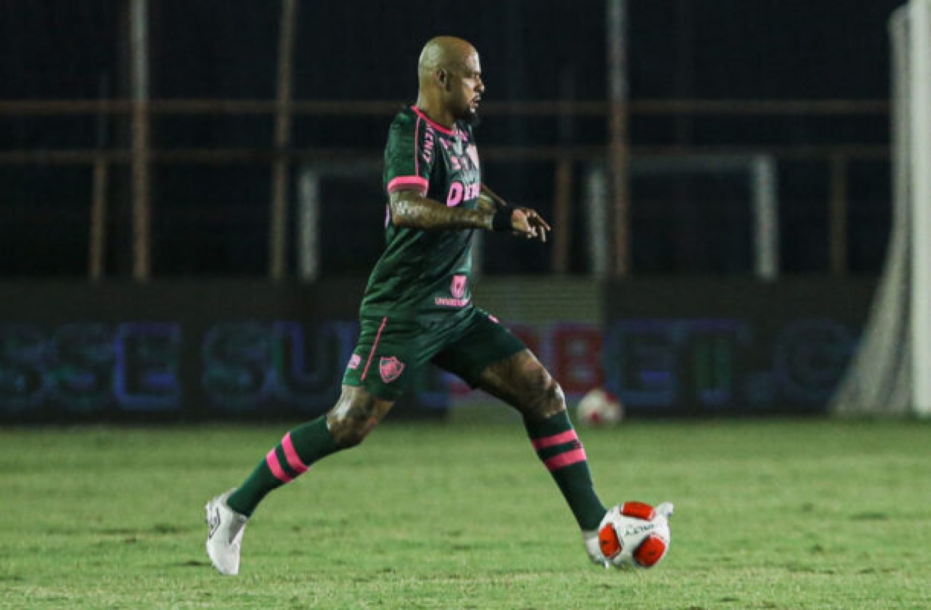 Felipe Melo explica ausência em revés do Fluminense para o Vitória