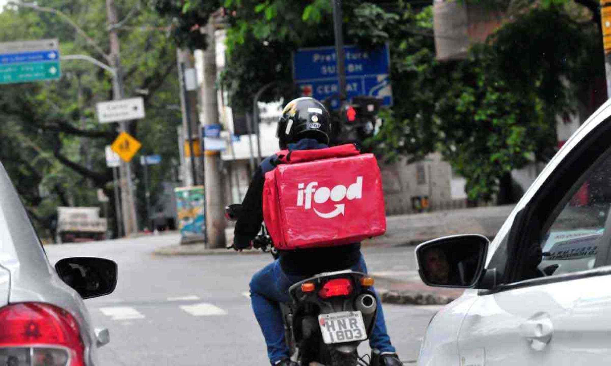 Justiça proíbe iFood de exigir valor mínimo em pedidos em todo o país