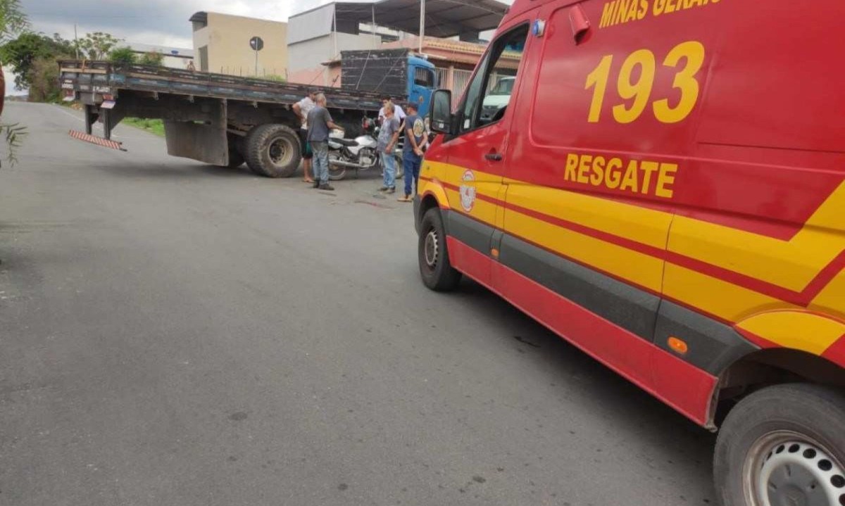 Homem foi socorrido e levado a uma UPA para atendimento m&eacute;dico -  (crédito: Divulga&ccedil;&atilde;o/CBMMG)