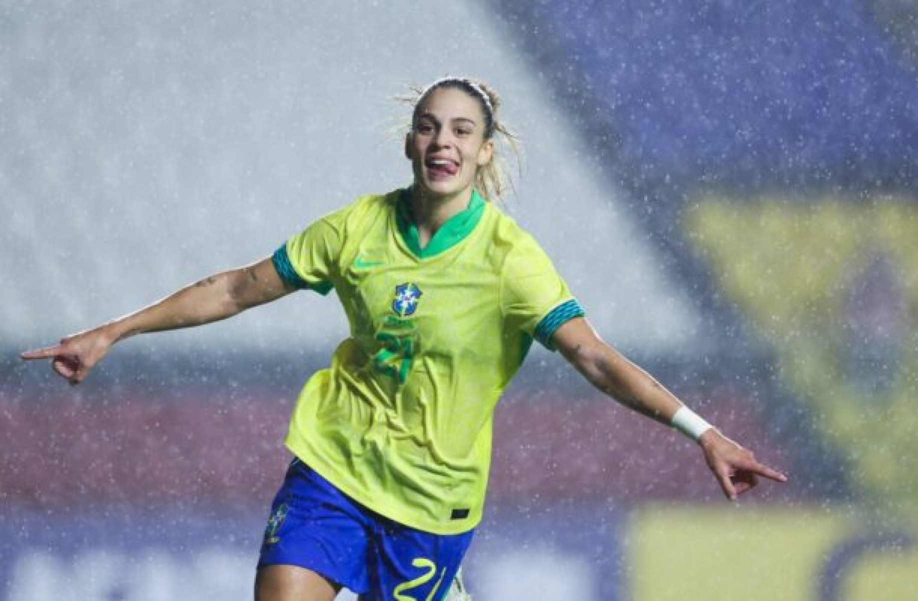 Seleção Brasileira feminina vence a Colômbia em amistoso