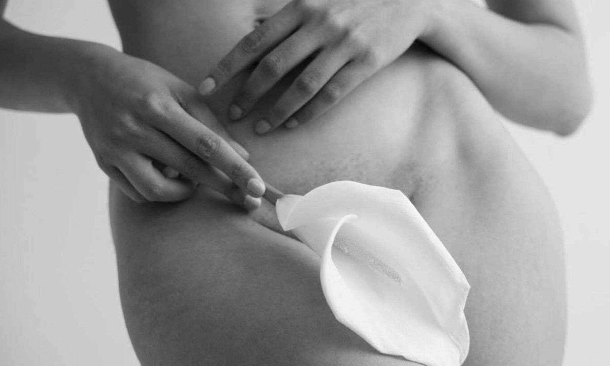 Orgasmos espontâneos causaram muitos problemas na vida da mulher de 35 anos -  (crédito: FreePik / reprodução)