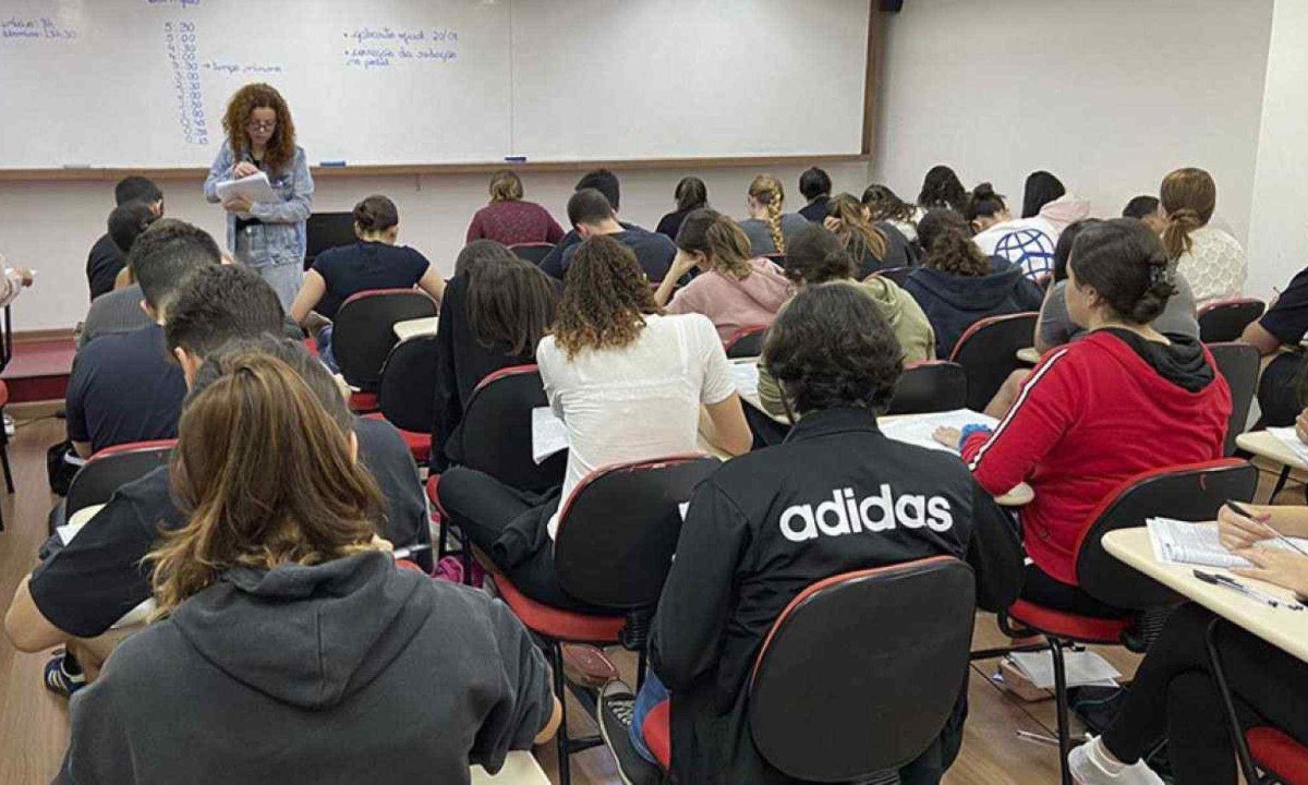 Estudantes do Pré-vestibular Determinante testam suas habilidades nos simulados semanais -  (crédito: Divulgação)