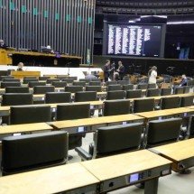Escala 6x1: brasileiro trabalha, em média, 39h semanais, diz OIT - Mario Agra / C&acirc;mara dos Deputados