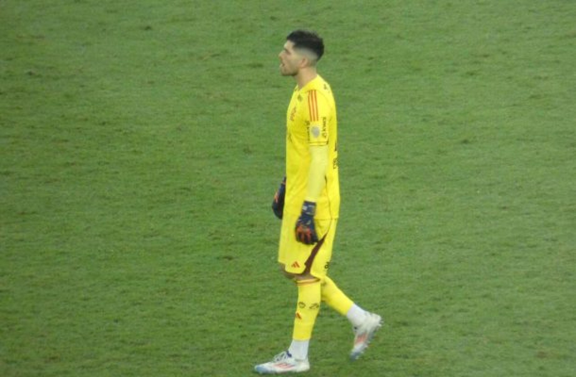 Rossi valoriza permanência do Flamengo no G4 após empate contra o Inter