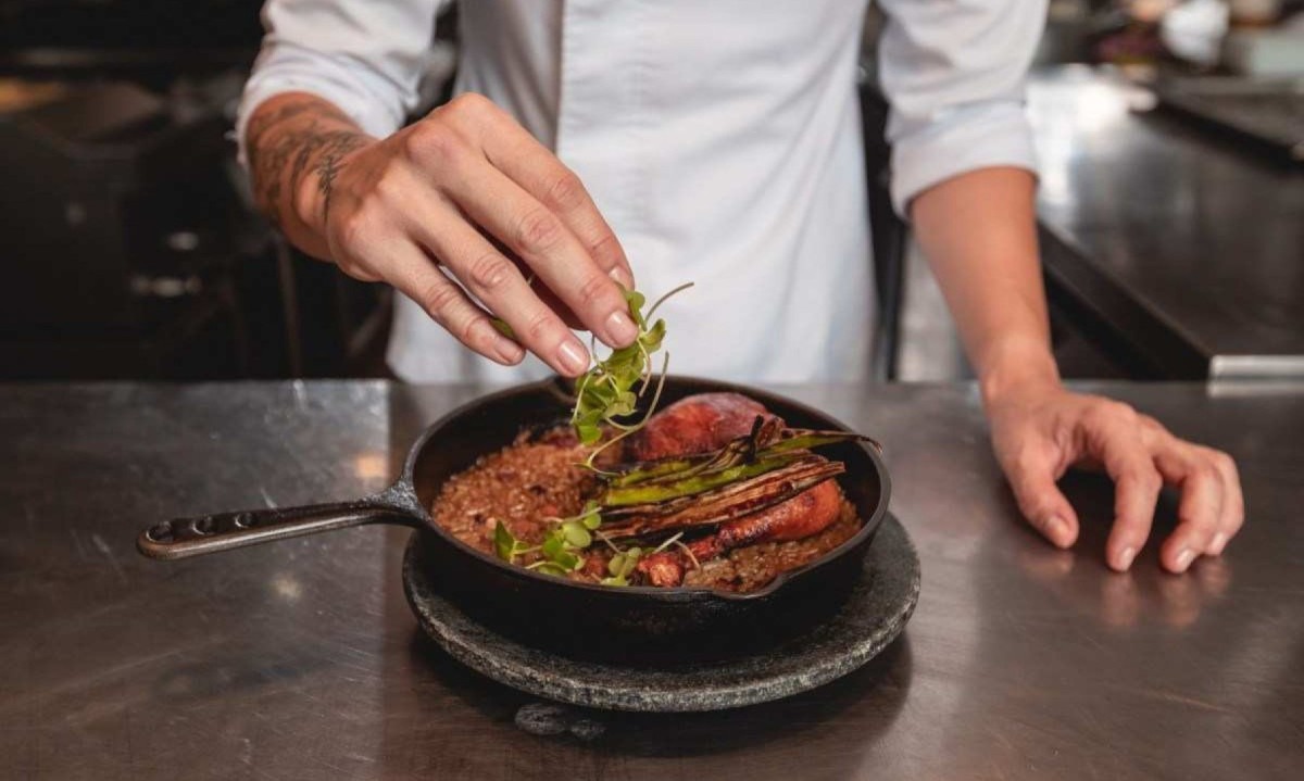 A conquista envolveu a construção coletiva de um dossiê, que resumia os atributos gastronômicos da cidade -  (crédito: Qu4rto Studio/Divulgação)