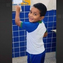 Menino de 5 anos baleado na porta de mercado morre no hospital - Arquivo de família