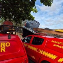 Ônibus que invadiu creche começou a rodar ontem e fez só seis viagens - Jair Amaral/EM/D.A Press