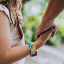 Como padrões de conversa podem ajudar a identificar sinais precoces de autismo - Getty Images