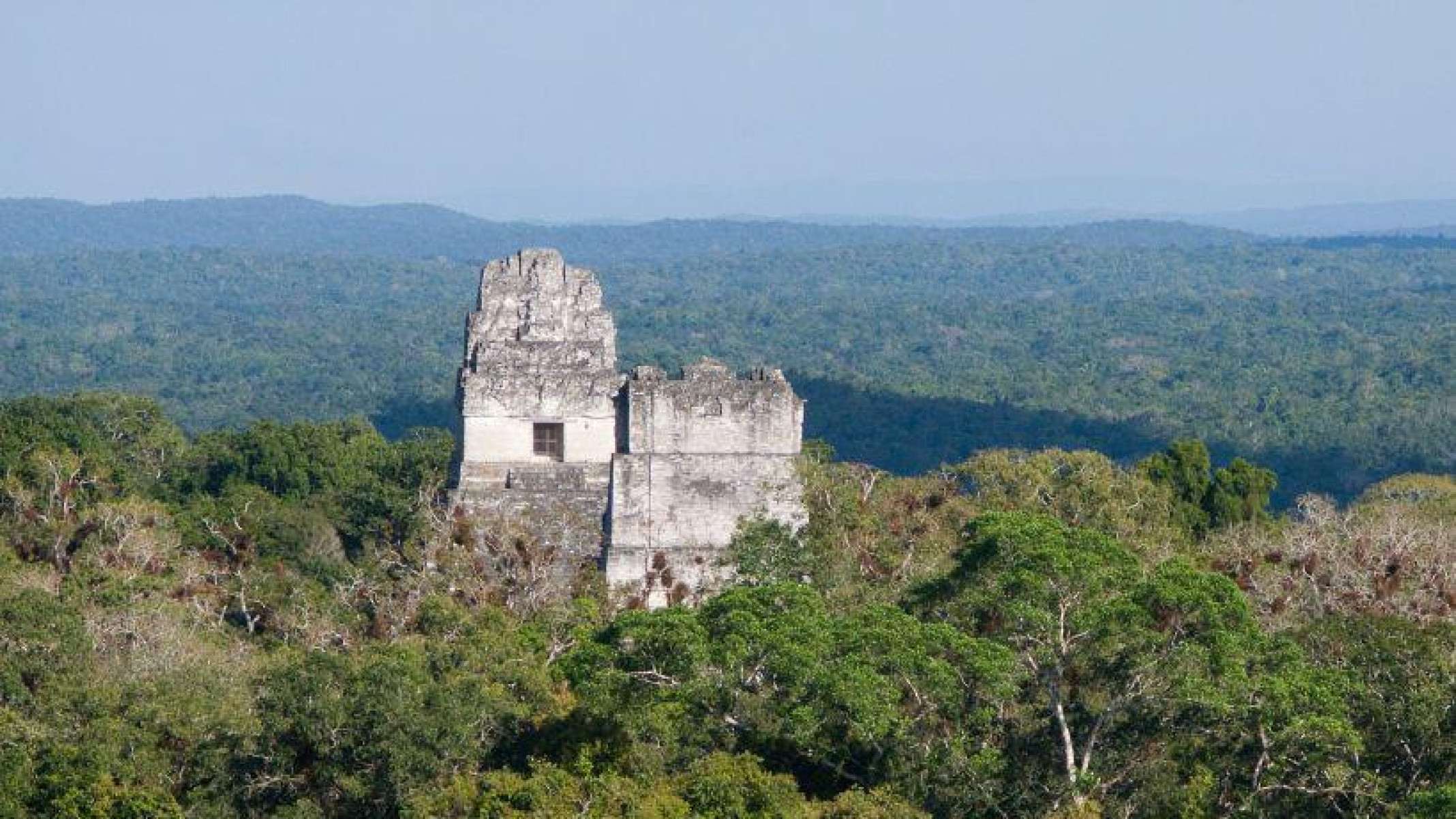 Como cidades maias milenares resistiram quase intactas através dos séculos?