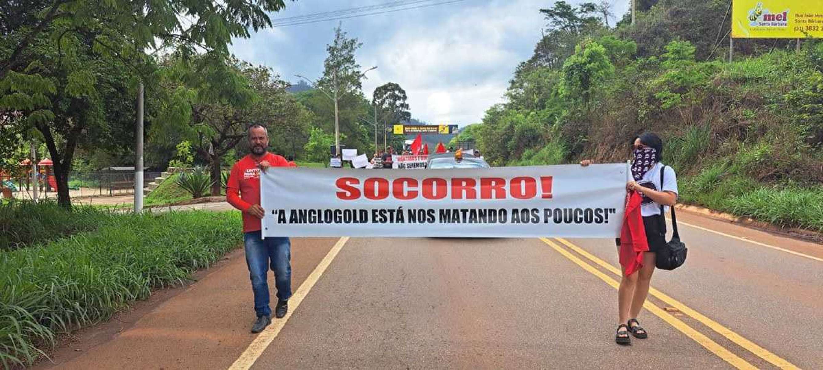 Protesto lchama a atenção para desespero que provocou feridos e tirou o sossego da população