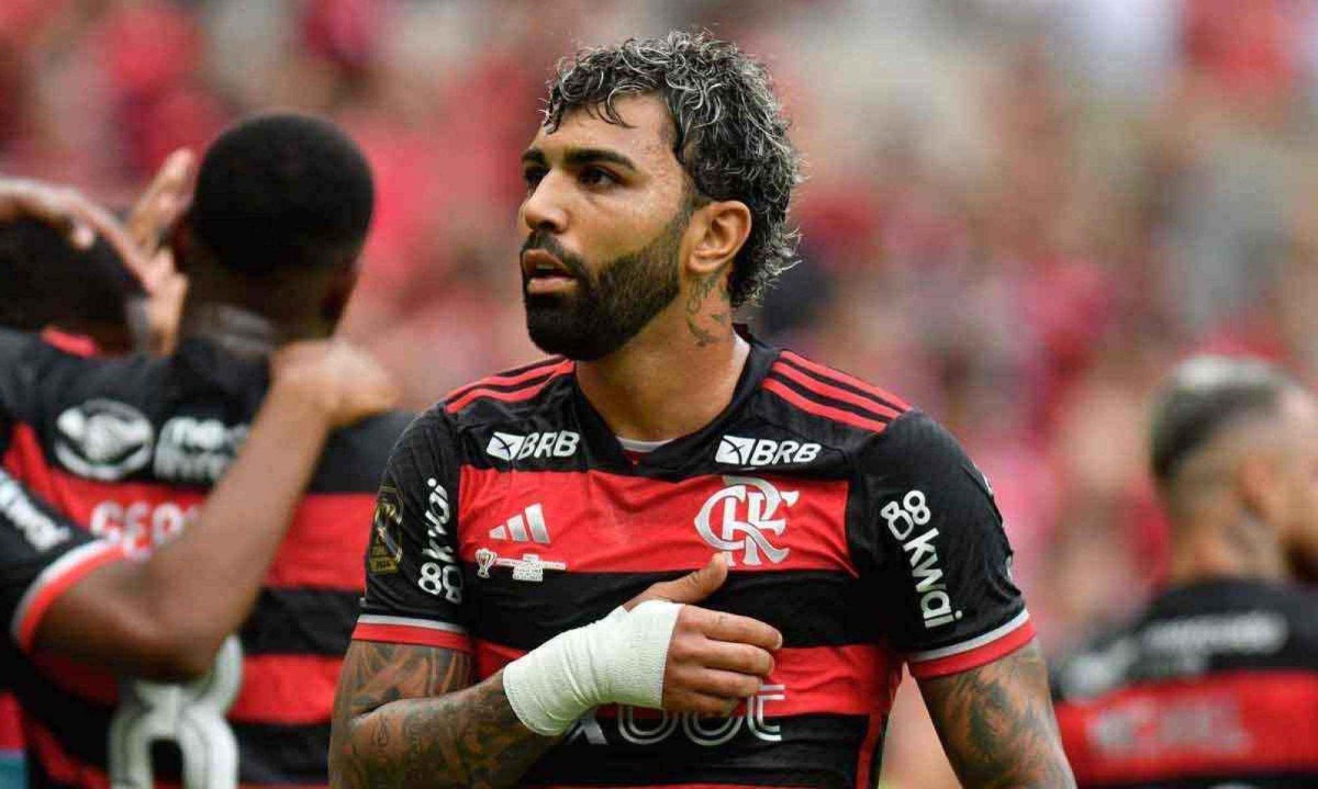 Com dois gols, Gabriel Barbosa foi um dos principais nomes do primeiro jogo da final, e deixou o Flamengo muito perto do título da Copa do Brasil -  (crédito: Alexandre Guzanshe/EM/D.A Press)