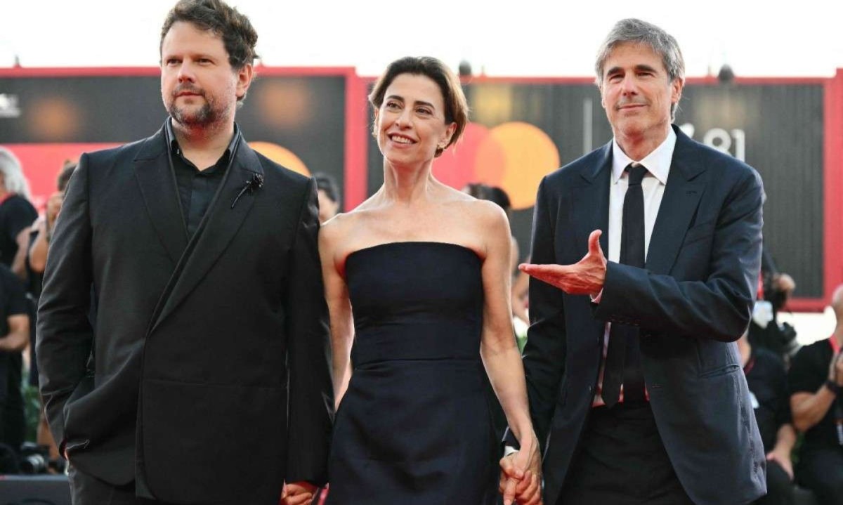 Em &quot;Ainda estou aqui&quot;, de Walter Salles, Selton Mello e Fernanda Torres interpretam Rubens e Eunice Paiva, que tiveram as vidas transformadas pela ditadura militar no Brasil -  (crédito: Alberto Pizzoli/AFP/1/9/24)