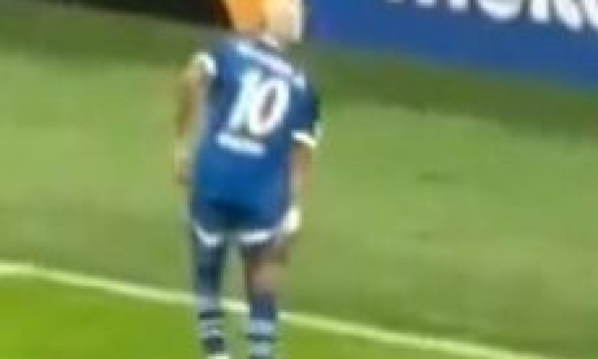 De volta após lesão, Neymar deixa campo com dores em jogo do Al-Hilal -  (crédito: No Ataque Internacional)