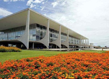 No Planalto há resistência para reduzir despesas, mas medida é inadiável do ponto de vista do mercado -  (crédito: Evaristo Sá/AFP)