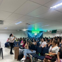 UniFECAF realiza evento de carreira para universitários
 - DINO