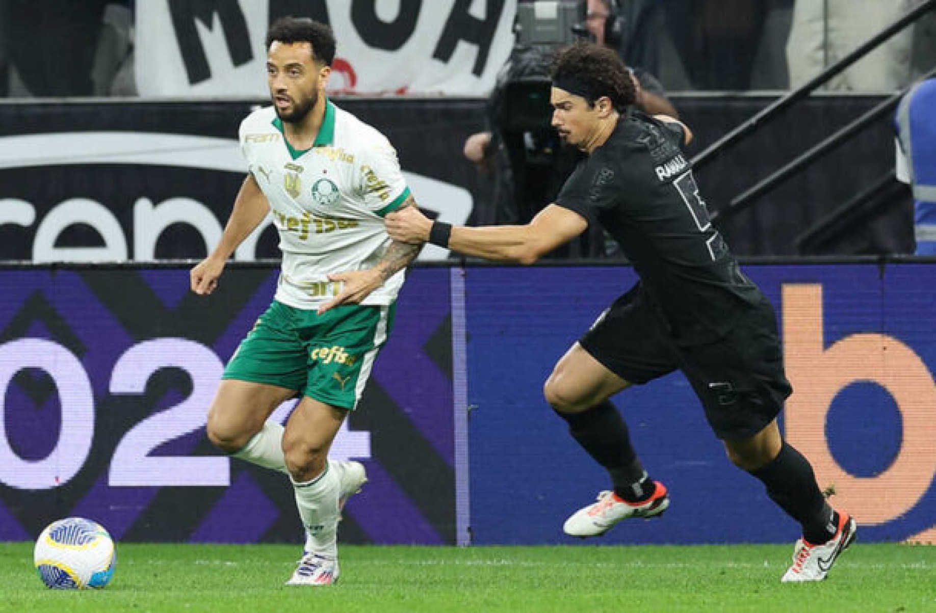 André Ramalho tem lesão diagnosticada e desfalca o Corinthians contra o Vitória