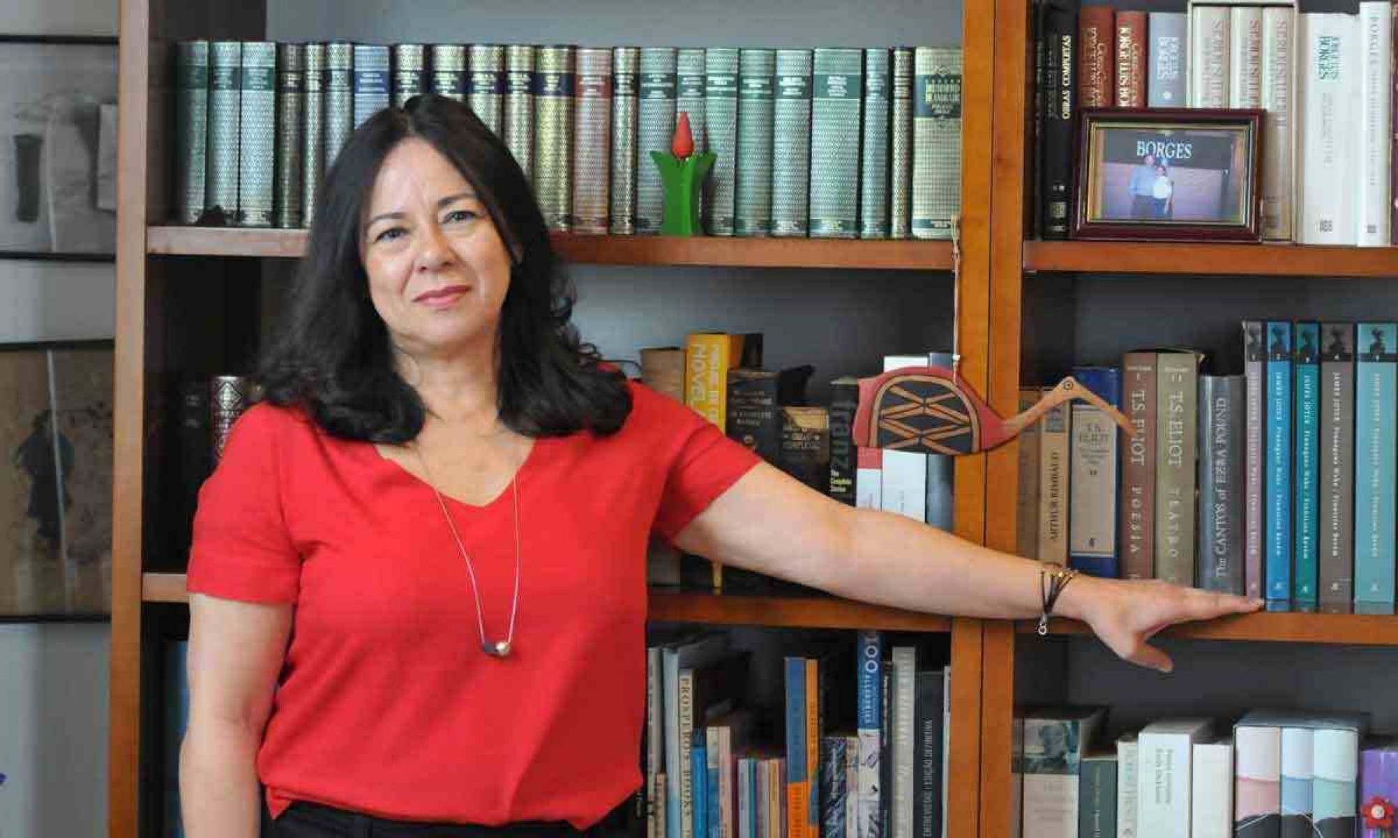 Maria Esther Maciel revela como a leitura a transformou em escritora