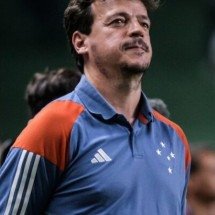 Empresário Pedro Lourenço, proprietário da SAF da Raposa, colocou nas mãos do treinador a missão de cuidar da situação -  (crédito: Foto: Gustavo Aleixo/Cruzeiro)