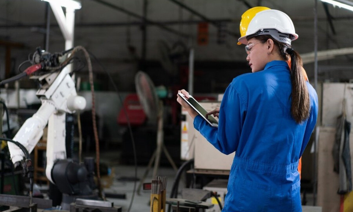 Automação industrial: liderança feminina ainda é baixa -  (crédito: DINO)