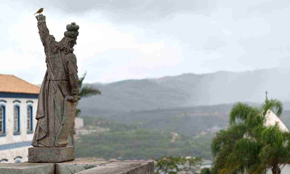 Profeta que integra aquela que é considerada a obra-prima do mestre do barroco, em congonhas: pesquisa indica que escultor pode ter produzido na cidade por mais tempo que se imaginava -  (crédito:  leandro couri/em/d.a press)