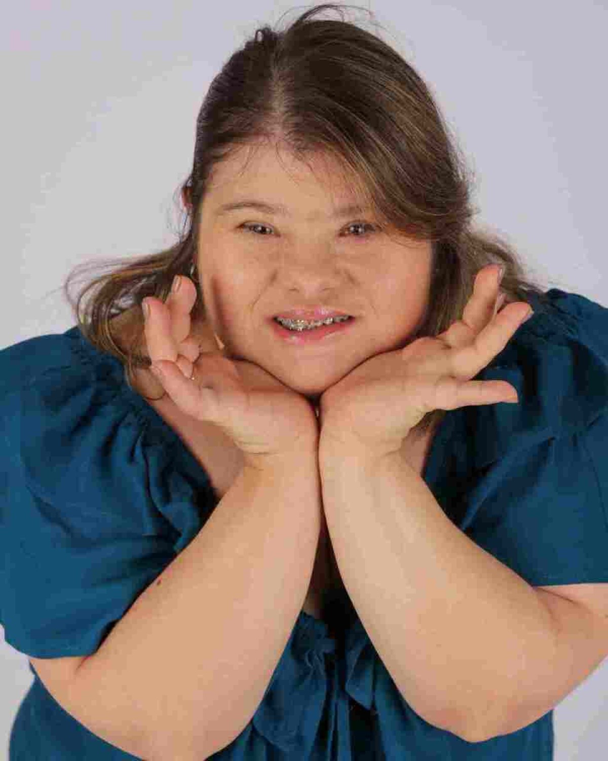 Mineira é aclamada primeira Miss Plus Size com Síndrome de Down do Brasil