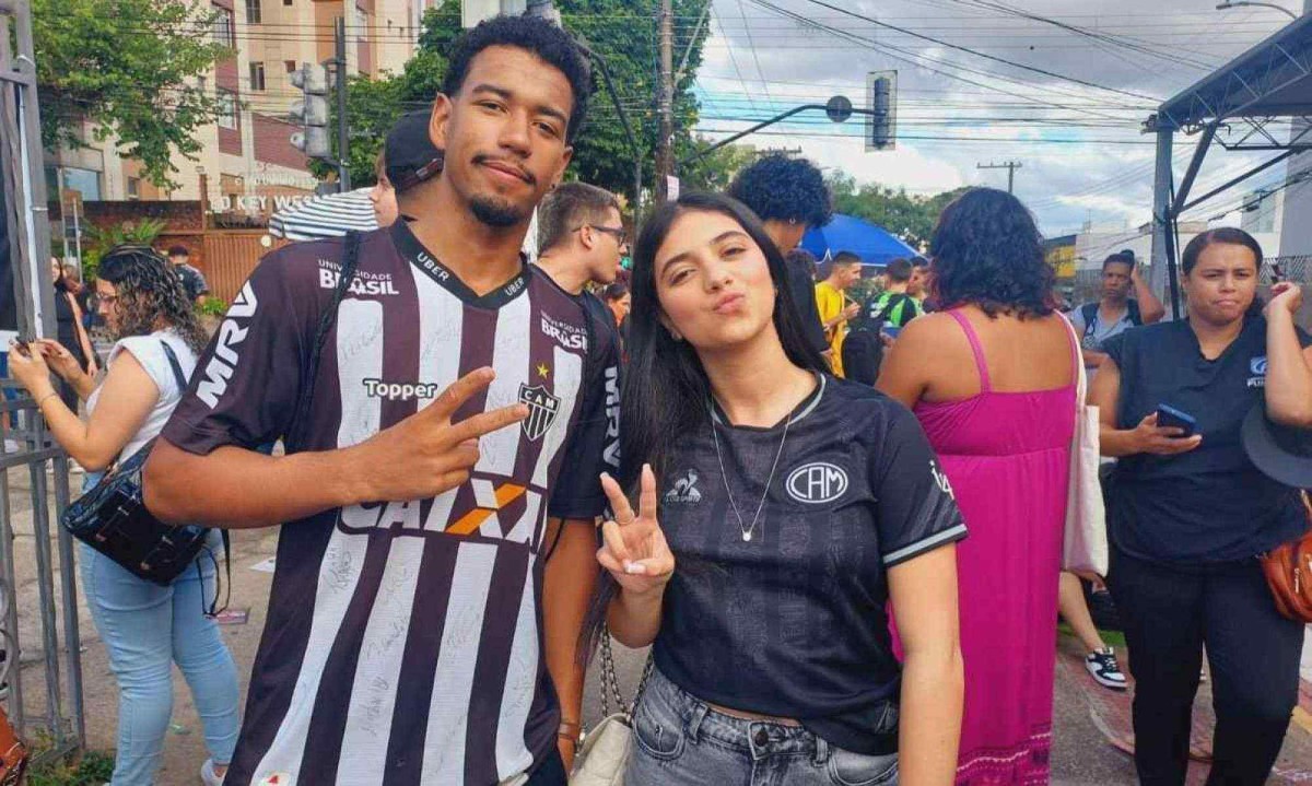 Dennis Van Wesel, 20, e Clara Neto, 17, se dizem otimistas com o segundo dia de prova -  (crédito: Nara Ferreira/EM/D.A Press)