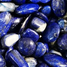 Pedra Lápis Lazuli: conheça o seu significado espiritual - Wemystic