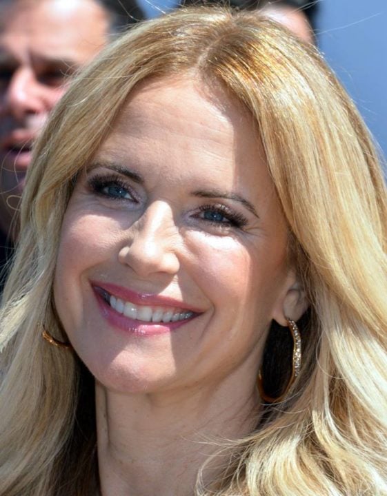 Atriz e ex-esposa de John Travolta completaria 62 anos; ator prometeu celibato ao ficar viúvo