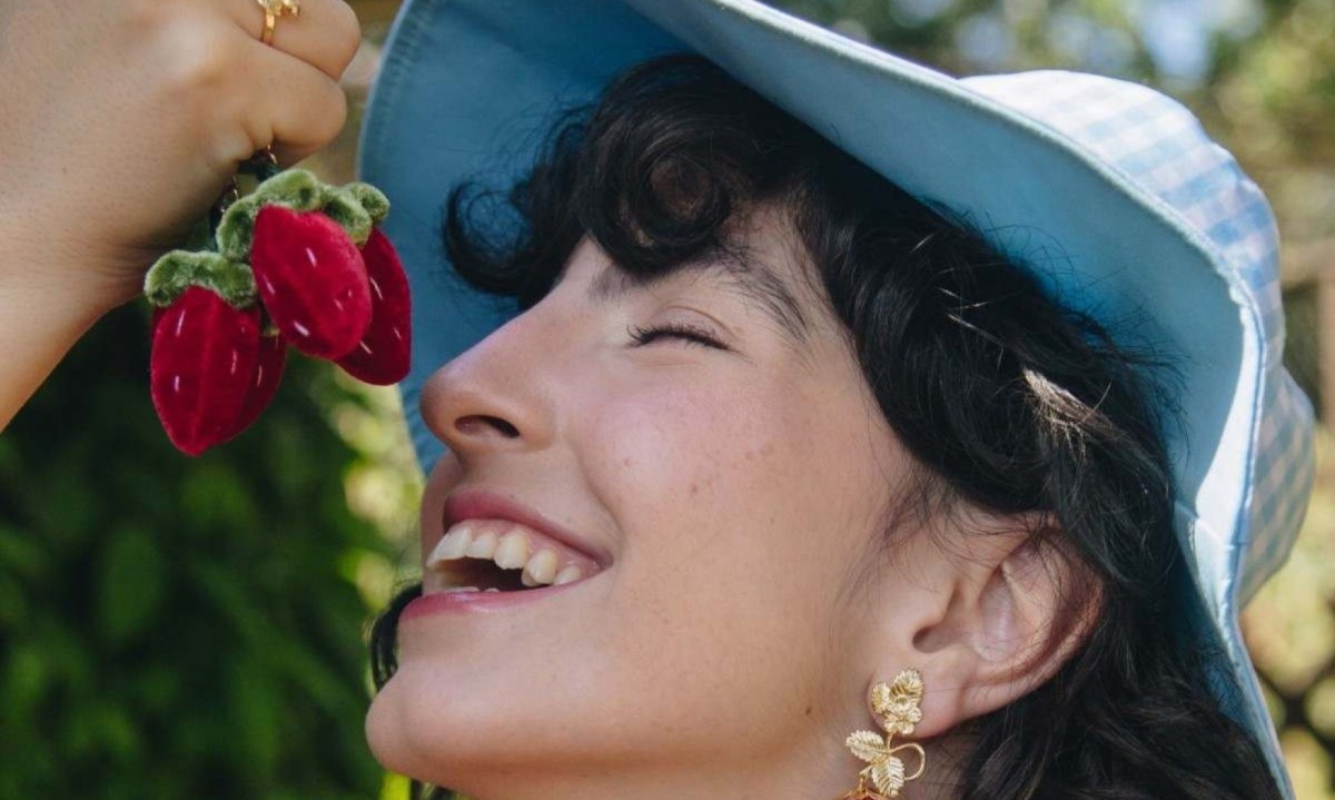 Brinco de morango -  (crédito: Carolina de Oliveira/Divulgação)