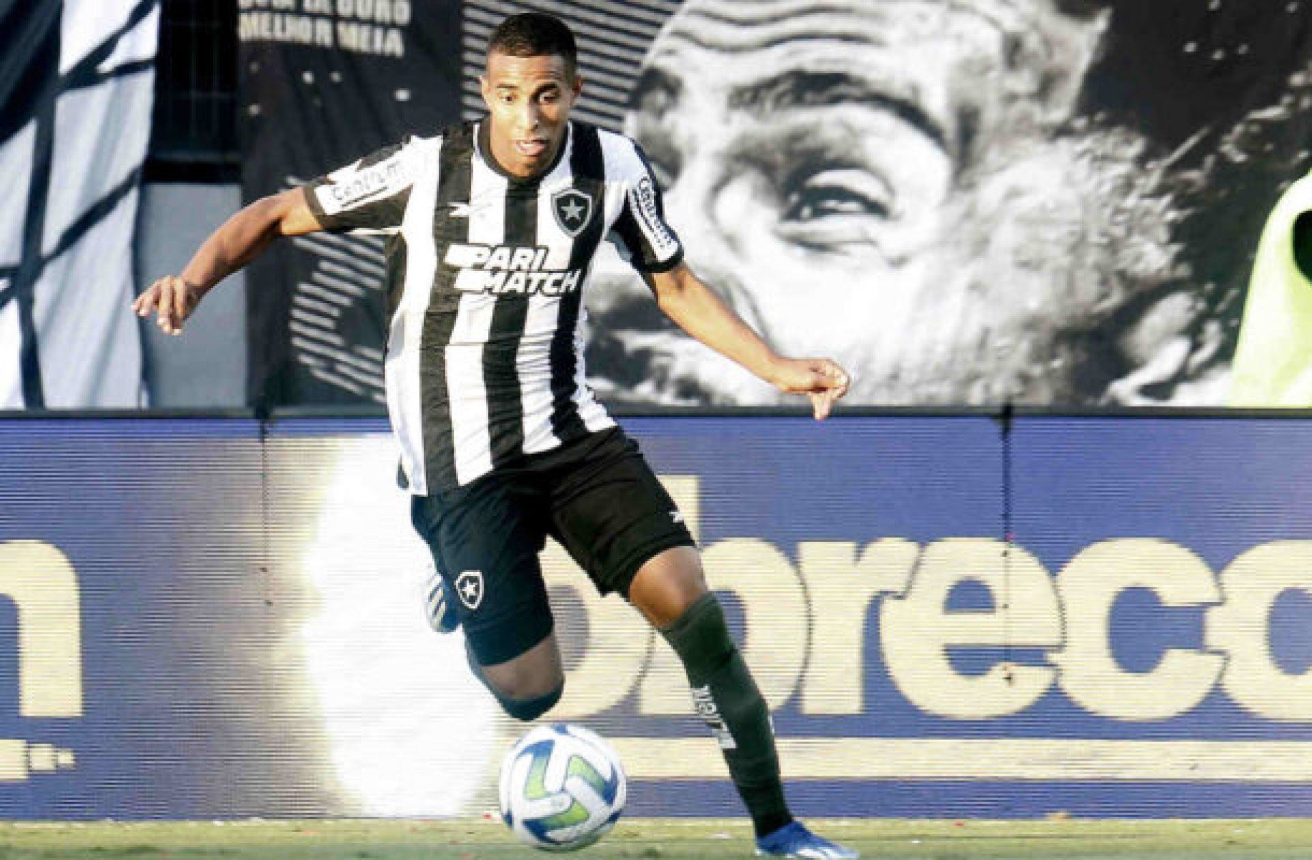 Em alta na Rússia, Sá recorda passagem pelo Botafogo: 