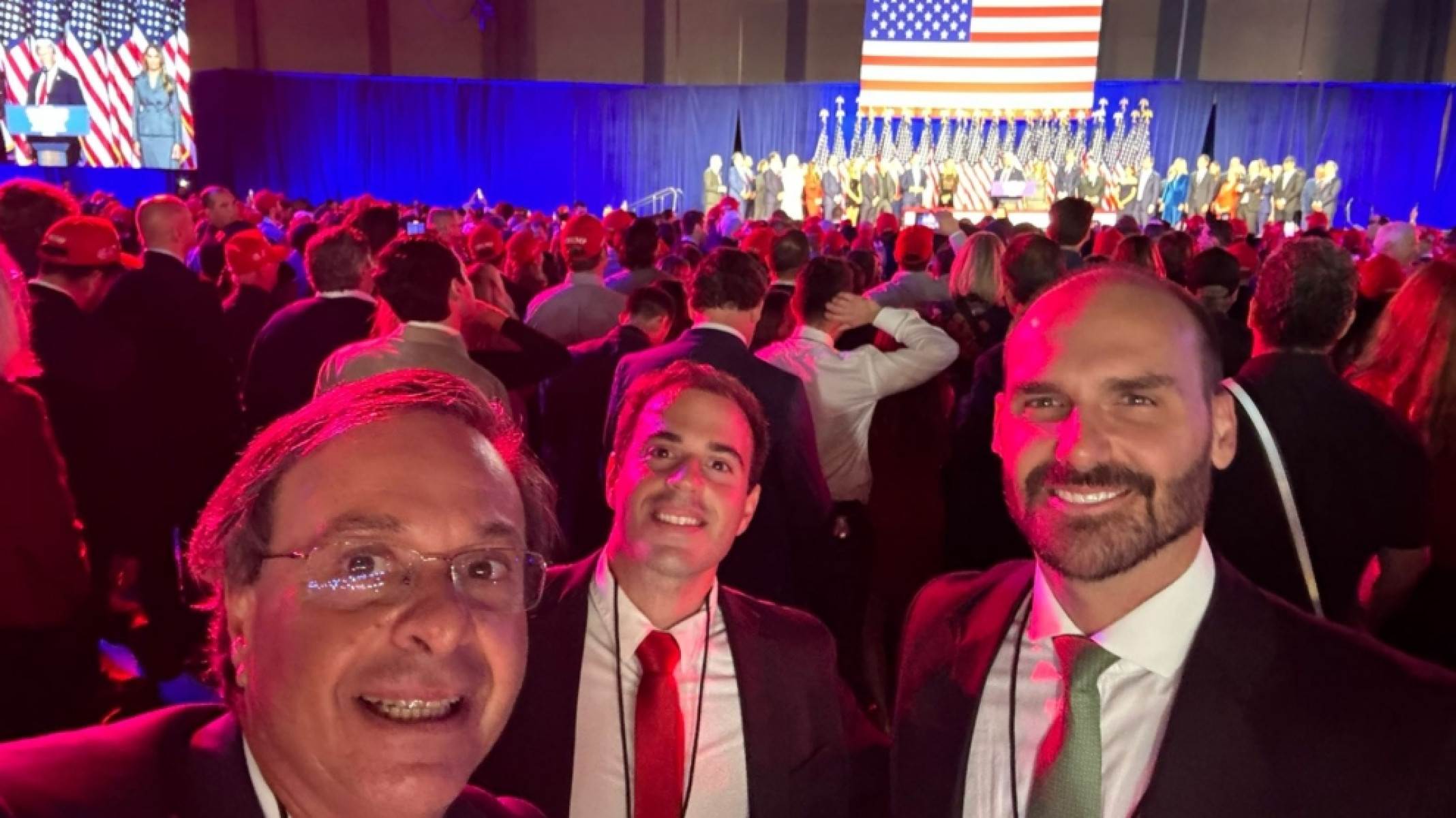 O rolê bolsonarista na festa privada de Trump