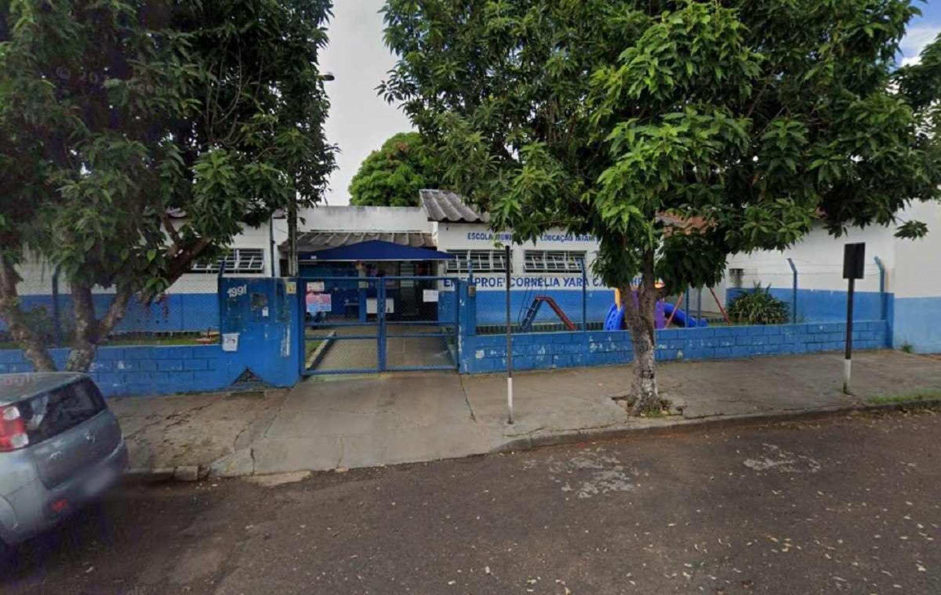 Suspeito foge após ameaçar ex-mulher com arma em escola de Uberlândia