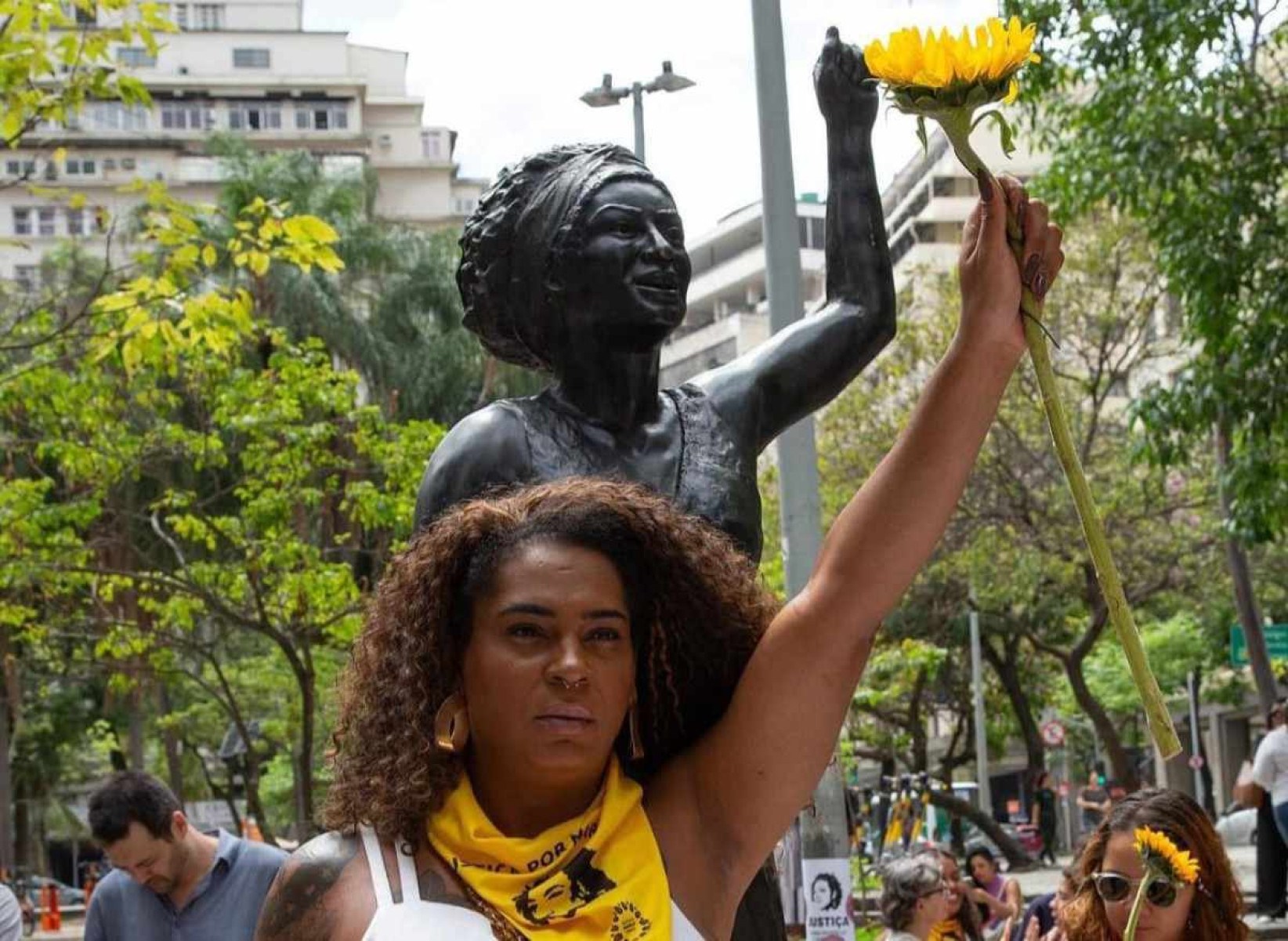 EM Entrevista Juhlia Santos, que promete ser 'pesadelo' dos bolsonaristas 