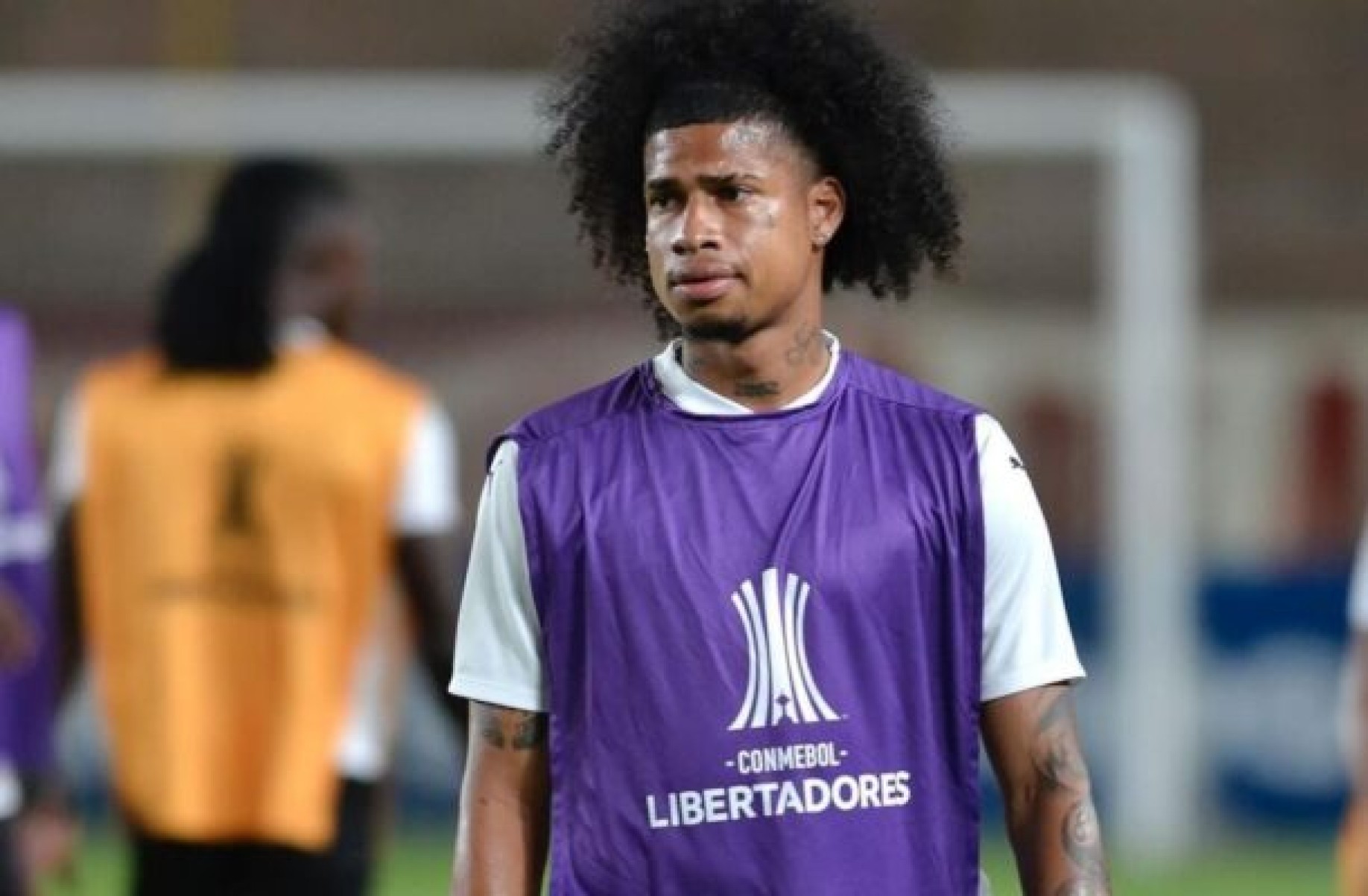 Promissor, jogador do Equador morre em acidente