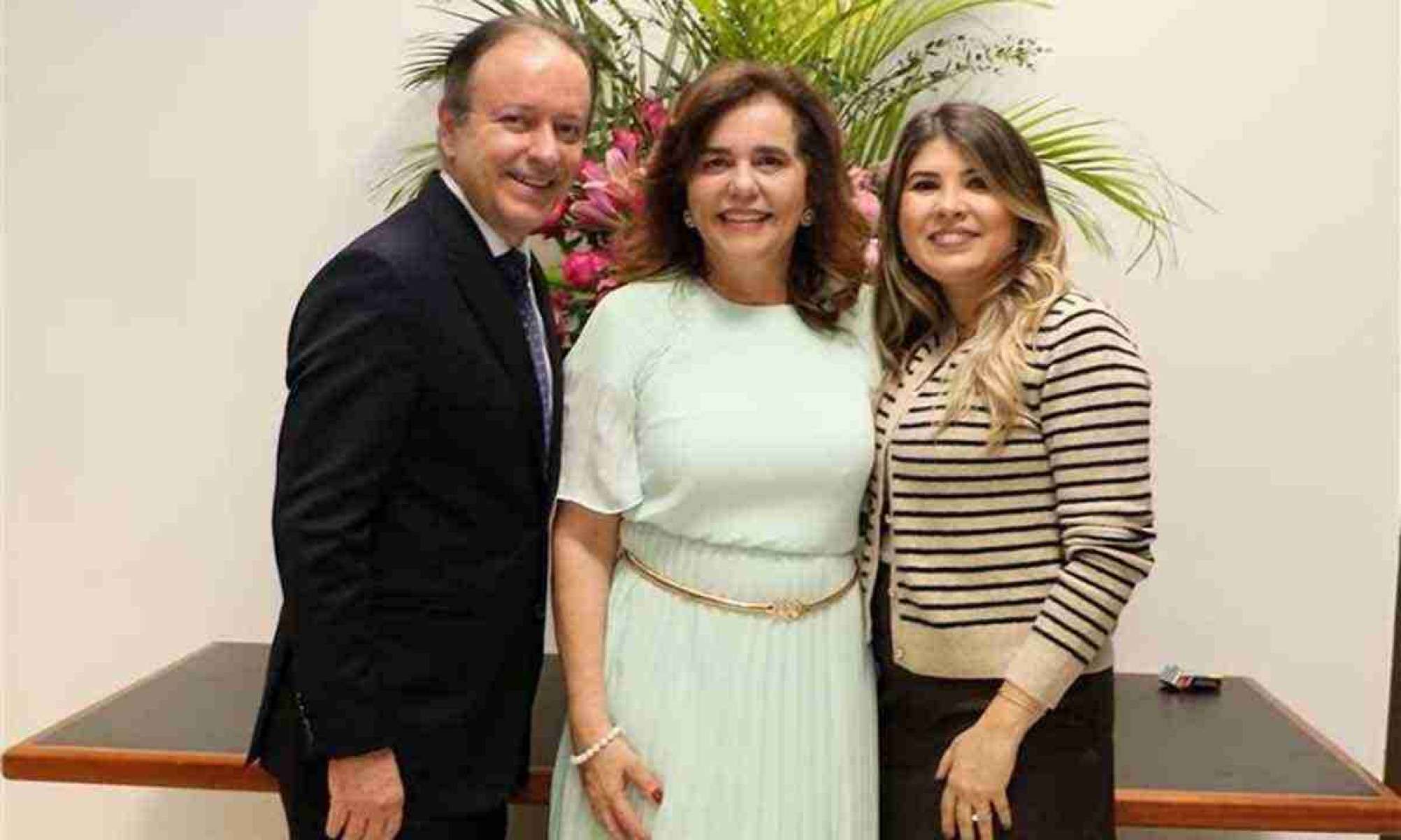 Desembargadores federais Lincoln Rodrigues e Mônica Sifuentes e juíza federal Ariane Oliveira formam a nova diretoria da Escola de Magistratura do TRF-6