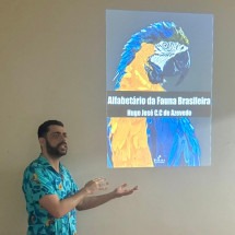 Livro "Alfabetário da Fauna Brasileira" é lançado por cientista - DINO