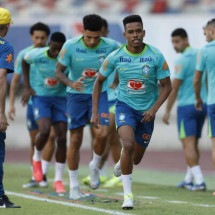 Após ficar fora da última convocação por lesão, atacante retorna para defender a Canarinho e projetou o duelo contra a Venezuela - (crédito: Foto: Rafael Ribeiro/CBF) Após ficar fora da última convocação por lesão, atacante retorna para defender a Canarinho e projetou o duelo contra a Venezuela - (crédito: Foto: Rafael Ribeiro/CBF)