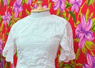 Vestido de noiva de Zuzu Angel, criado nos anos 1970, está em exposição na Casa Fiat -  (crédito: Fabíola Paiva/Divulgação)