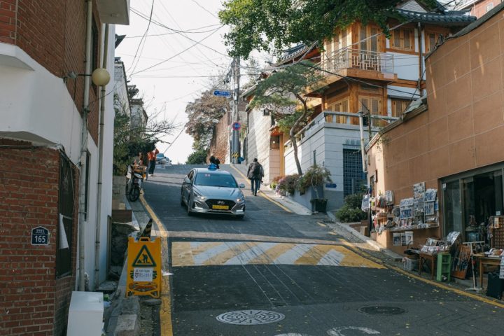 Ainda segundo o portal, os policiais informaram que não haviam indícios claros de crime no local e que uma carta foi encontrada.