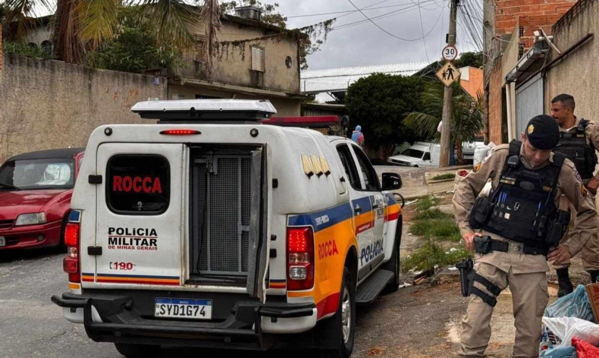 A ação identificou uma organização criminosa estruturada com forte atuação no tráfico, além de considerar possíveis suspeitos de intimidar moradores e quem passa pela região -  (crédito: Divulgação/PMMG)