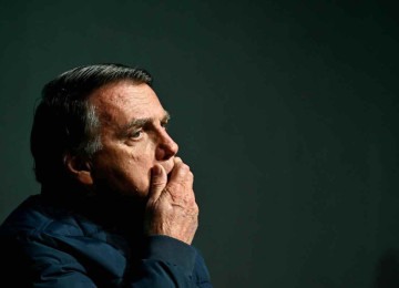 Bolsonaro completa 70 anos em março de 2025 e a partir daí cairão pela metade os prazos de prescrição dos crimes de que é acusado -  (crédito: Evaristo Sa/AFP – 6/7/24)